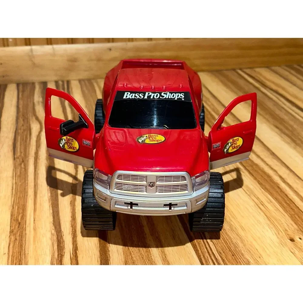 Vintage Lifted Ram 3500 dually x Bass Pro Shop 4x4 - Picture 7 of 9